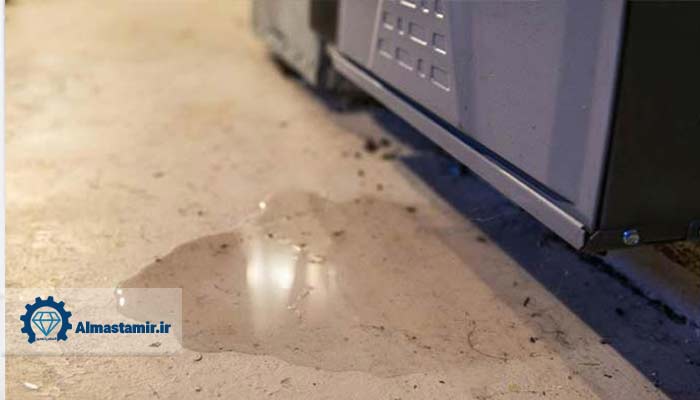 علت نشت آب از یخچال هیمالیا چیست؟