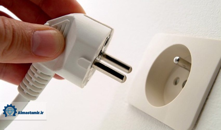 دلایل مربوط به برق رسانی و تامین برق یخچال لایف