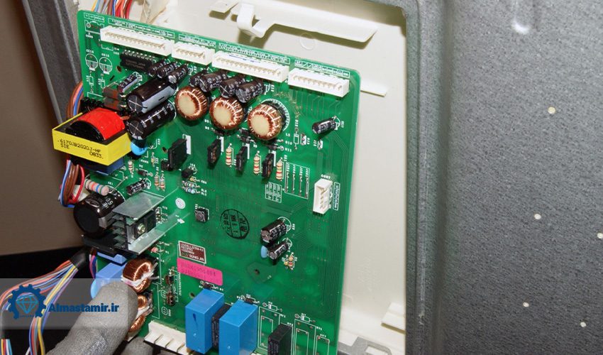 4. خراب شدن برد یخچال هیمالیا