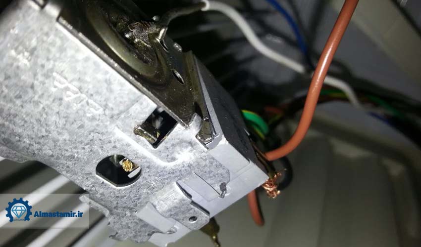 2. خرابی ترموستات