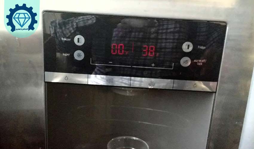 علت چشمک زدن درجه یخچال کلور