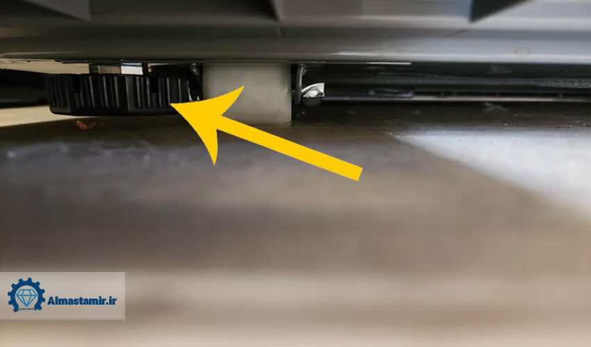 تراز نبودن یخچال