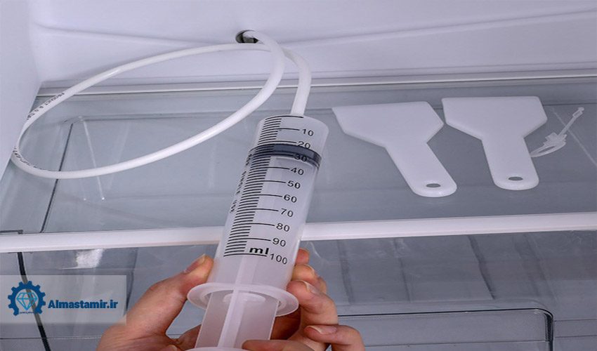 نشتی آب از یخچال